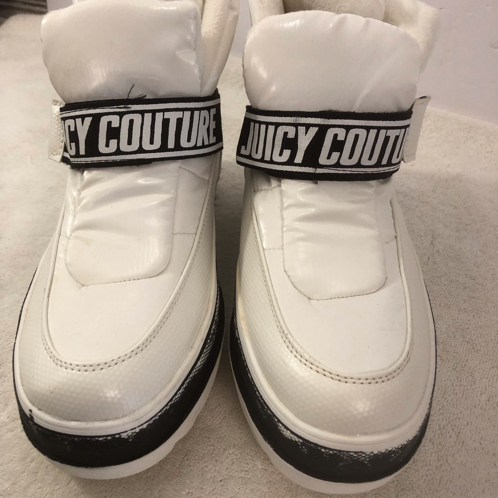 Juicy Conture Boots Women’s Sz 9 Veronica Puffer Logo Spelled Out Ankle Booties